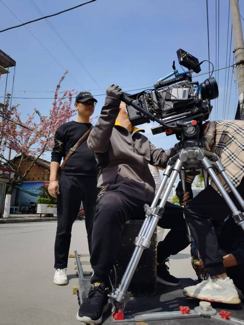 陇西县广告片拍摄：快消品牌爆款之选，网感内容适配社媒传播！